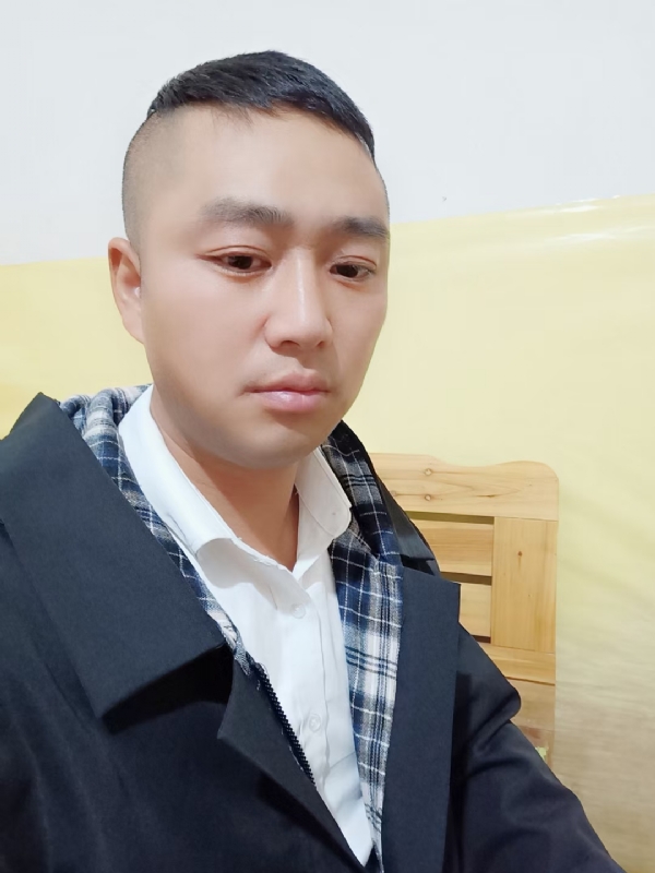 小天的第一张照片--颖上残疾人相亲网